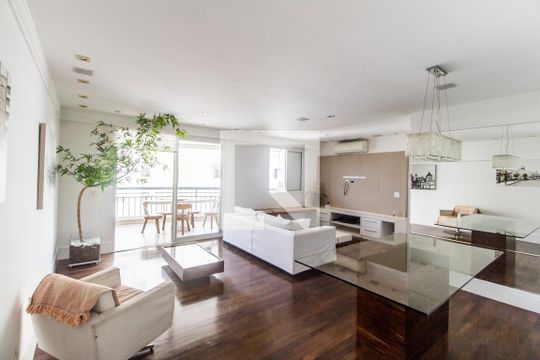 Apartamento para alugar com 3 quartos, 123m² em Tamboré, Santana de Parnaíba