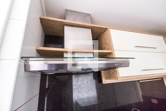 Detalhe da cozinha de apartamento para alugar com 3 quartos, 123m² em Tamboré, Santana de Parnaíba