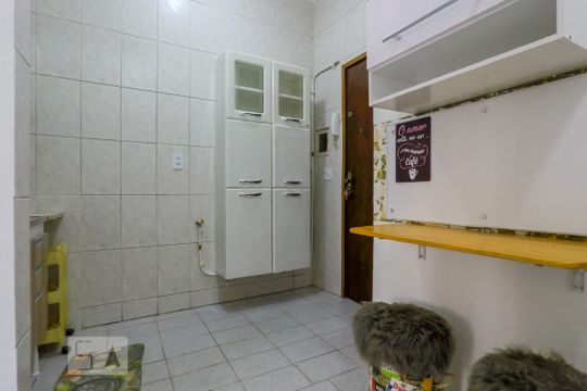 Sala/Cozinha de apartamento para alugar com 1 quarto, 37m² em Sé, São Paulo