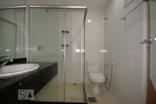 Banheiro Suíte de apartamento à venda com 2 quartos, 92m² em Tijuca, Rio de Janeiro