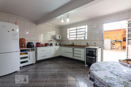 Cozinha de casa à venda com 3 quartos, 300m² em Cidade das Flores, Osasco