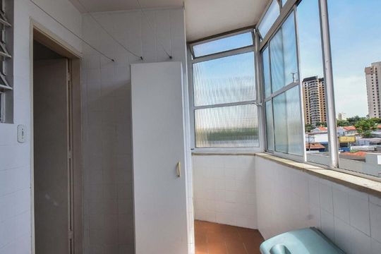 Lavanderia de apartamento à venda com 3 quartos, 90m² em Vila Sofia, São Paulo