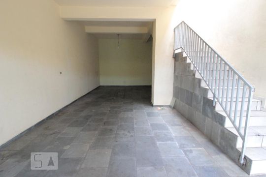 Garagem de casa à venda com 3 quartos, 275m² em Vila Pereira Barreto, São Paulo