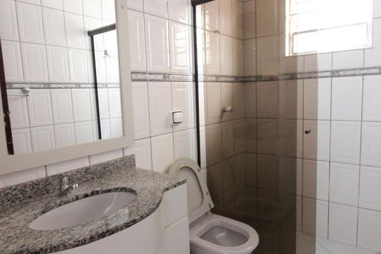 Suíte Quarto 1 de casa à venda com 3 quartos, 275m² em Vila Pereira Barreto, São Paulo