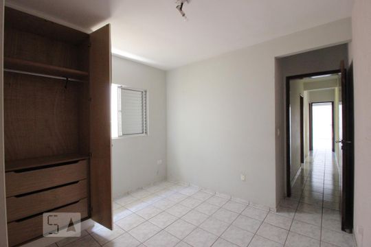 Quarto 3 de casa à venda com 3 quartos, 275m² em Vila Pereira Barreto, São Paulo