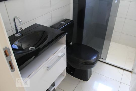 Banheiro de apartamento à venda com 2 quartos, 49m² em Nova Cidade Jardim, Jundiaí
