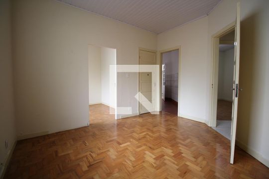 Apartamento para alugar com 3 quartos, 70m² em Cambuci, São Paulo