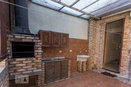 Varanda com churrasqueira de casa à venda com 2 quartos, 100m² em Partenon, Porto Alegre