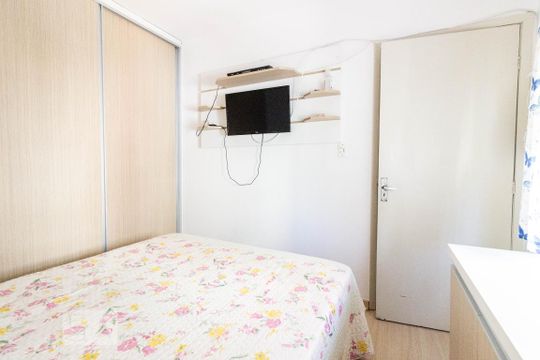Quarto de apartamento à venda com 1 quarto, 63m² em Cristo Redentor, Porto Alegre