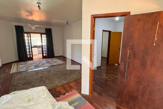 Sala Casa 1 de casa para alugar com 8 quartos, 440m² em Jardim Paraíso, Campinas