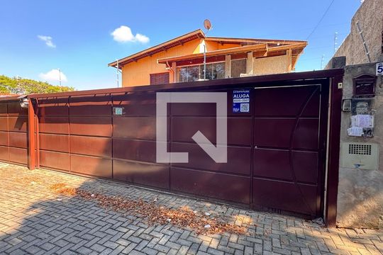 Fachada de casa para alugar com 8 quartos, 440m² em Jardim Paraíso, Campinas