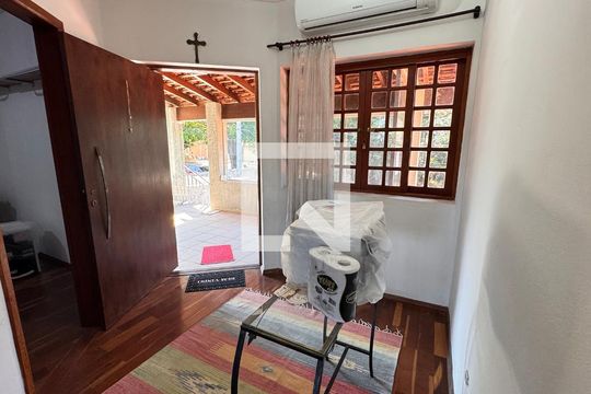 Sala Casa 1 de casa para alugar com 8 quartos, 440m² em Jardim Paraíso, Campinas