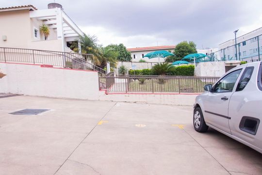 garagem de apartamento à venda com 2 quartos, 50m² em Jardim Nova Europa - Condomínio Rubi Ville, Campinas