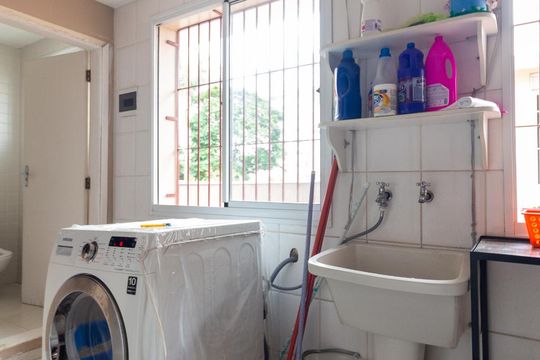Área de Serviço de casa para alugar com 4 quartos, 300m² em Cidade Monções, São Paulo