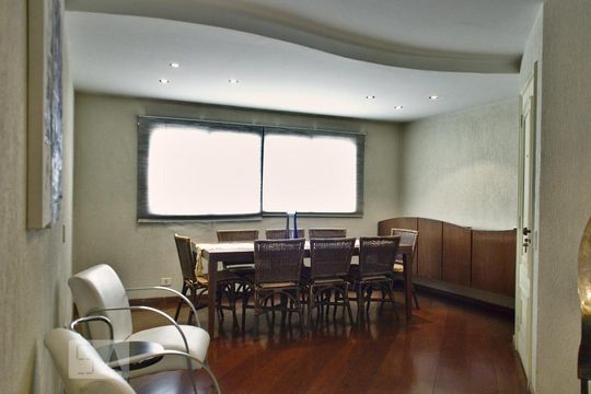 Sala de apartamento à venda com 3 quartos, 180m² em Indianópolis, São Paulo