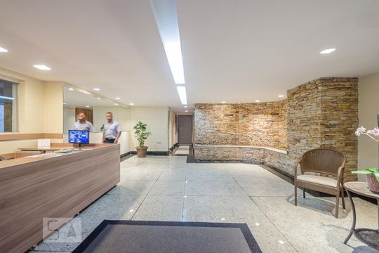 Hall de Entrada de apartamento para alugar com 2 quartos, 63m² em Cidade Jardim, Belo Horizonte