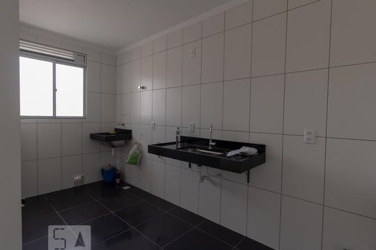 cozinha de apartamento à venda com 2 quartos, 48m² em Protásio Alves, Porto Alegre