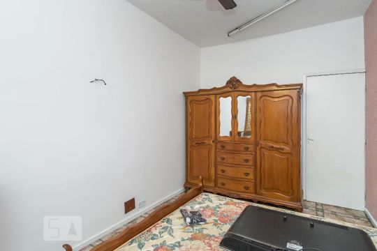 Quarto de apartamento à venda com 1 quarto, 70m² em Braz de Pina, Rio de Janeiro