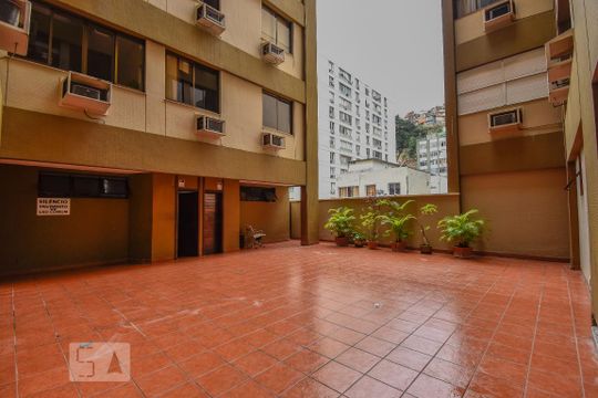 Área comum de apartamento para alugar com 2 quartos, 65m² em Ipanema, Rio de Janeiro