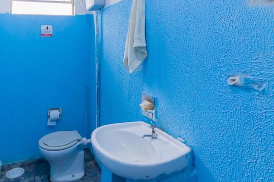 Banheiro 1 de casa para alugar com 3 quartos, 1200m² em Vila Cardoso Franco, São Paulo