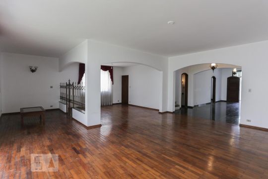 Sala de casa à venda com 4 quartos, 387m² em Vila Madalena, São Paulo