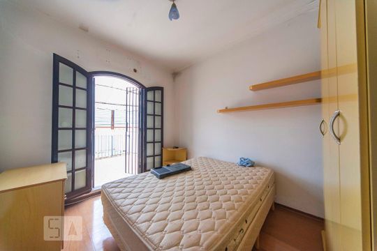 Quarto 1 de casa à venda com 3 quartos, 160m² em Parque Jaçatuba, Santo André