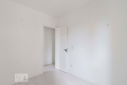 Quarto 2 de apartamento para alugar com 3 quartos, 58m² em Vila Pereira Barreto, São Paulo