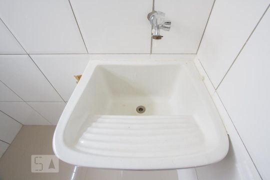 Detalhe Área de Serviço de apartamento para alugar com 2 quartos, 50m² em Jardim Dom Bosco, São Paulo