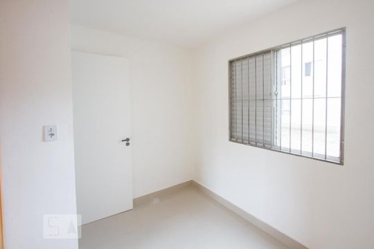Quarto 2 de apartamento para alugar com 2 quartos, 50m² em Jardim Dom Bosco, São Paulo