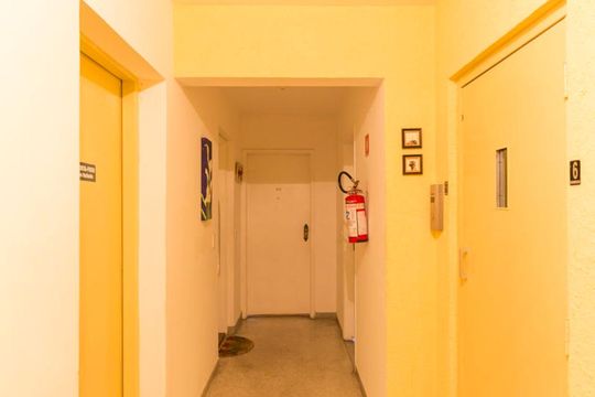 Hall do andar de apartamento para alugar com 2 quartos, 69m² em Jardim Oriental, São Paulo