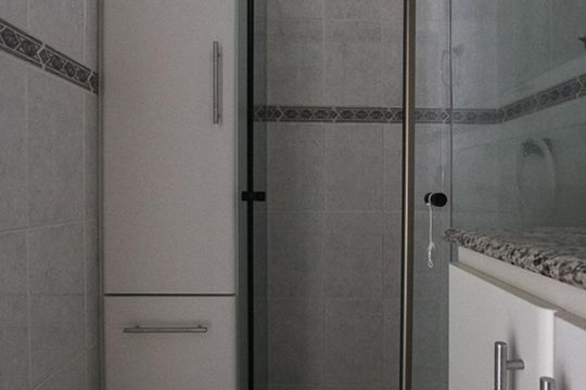Banheiro de apartamento para alugar com 3 quartos, 76m² em Jardim Chapadão, Campinas