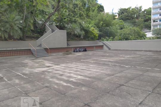 Playground de apartamento à venda com 2 quartos, 90m² em Centro, Niterói
