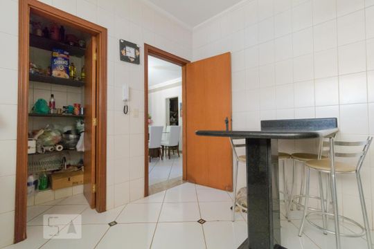 Cozinha de casa à venda com 3 quartos, 190m² em Cidade Universitária, Campinas