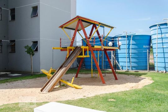 Apartamento à venda com 2 quartos, 47m² em Olaria, Canoas