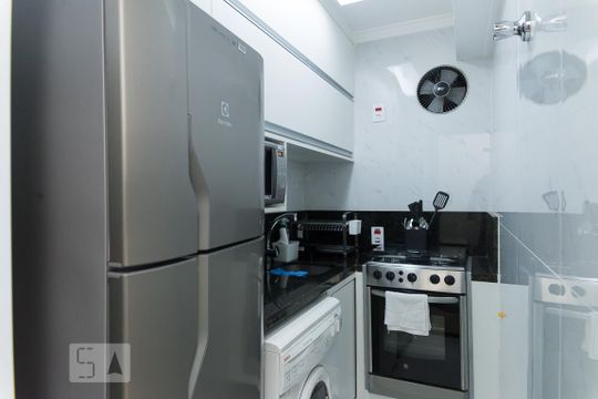 Cozinha de apartamento à venda com 1 quarto, 45m² em Vila Buarque, São Paulo