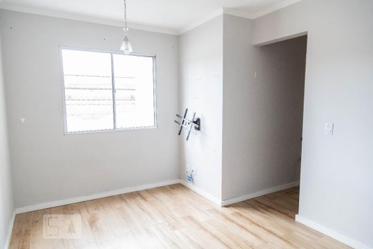 Sala de apartamento para alugar com 2 quartos, 57m² em Cangaiba, São Paulo