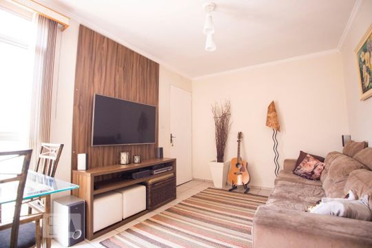 Apartamento para alugar com 2 quartos, 46m² em Vila Pompéia, Campinas