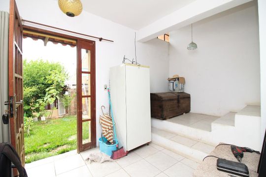 Hall de Entrada de casa de condomínio à venda com 6 quartos, 250m² em Bom Jesus, Porto Alegre