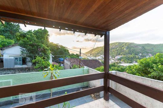 Vista do Quarto 2 de casa à venda com 3 quartos, 360m² em São Francisco, Niterói