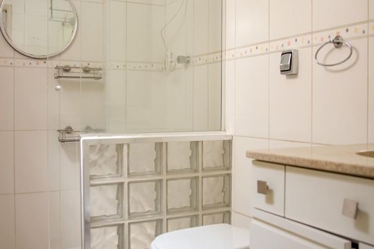 Banheiro Social de apartamento à venda com 3 quartos, 121m² em Olímpico, São Caetano do Sul