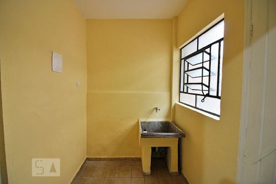 Lavanderia de casa para alugar com 1 quarto, 82m² em Centro, Diadema