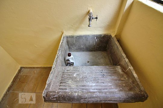 Detalhes da Lavanderia de casa para alugar com 1 quarto, 82m² em Centro, Diadema