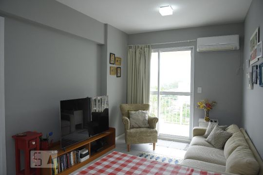 Apartamento para alugar com 2 quartos, 75m² em Curicica, Rio de Janeiro
