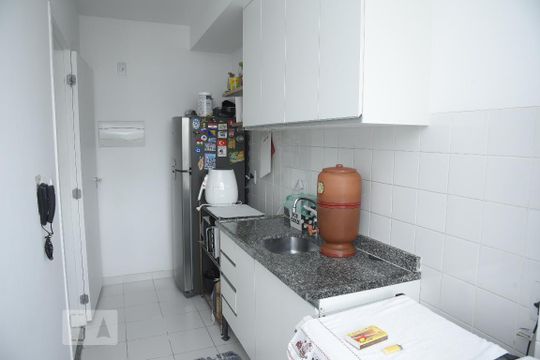 Apartamento para alugar com 2 quartos, 75m² em Curicica, Rio de Janeiro