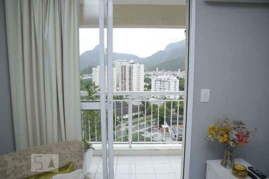 Apartamento para alugar com 2 quartos, 75m² em Curicica, Rio de Janeiro