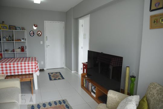 Apartamento para alugar com 2 quartos, 75m² em Curicica, Rio de Janeiro
