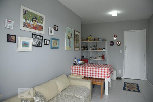 Apartamento para alugar com 2 quartos, 75m² em Curicica, Rio de Janeiro