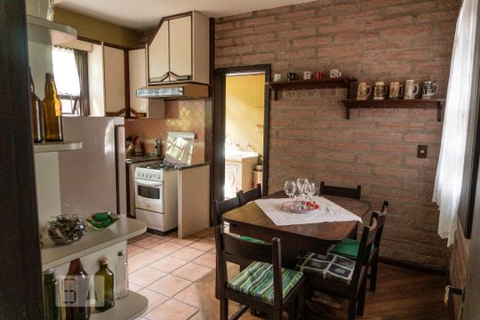 Cozinha de casa à venda com 5 quartos, 442m² em Morro do Espelho, São Leopoldo