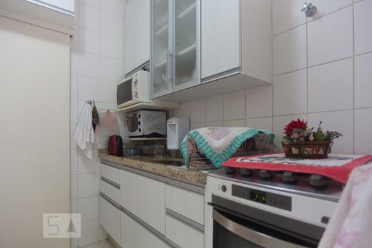 Cozinha de casa de condomínio à venda com 3 quartos, 94m² em Jardim Paraíso, Campinas