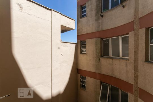 Vista da Sala de apartamento para alugar com 1 quarto, 42m² em Centro Histórico, Porto Alegre